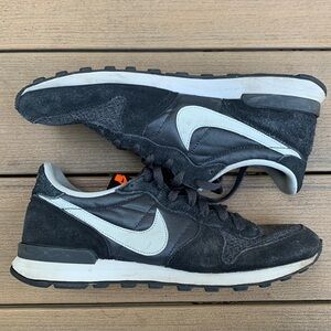 Nike Internationalist Waffle Sole Shoes